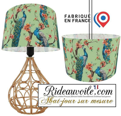 Architecte designer abat-jour sur mesure tissu vert motif feuilles Fleurs oiseaux paons