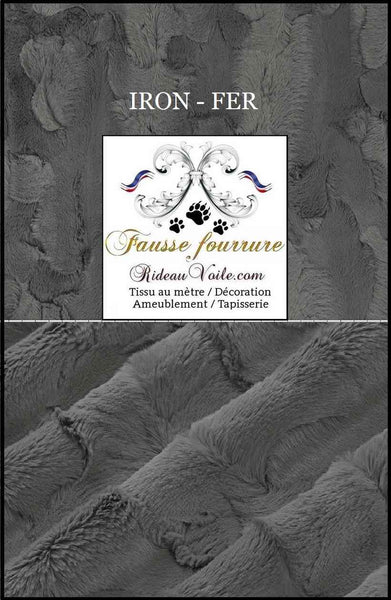 Tissu d'ameublement fausse fourrure gris noir au mètre rideau sur mesure chalet