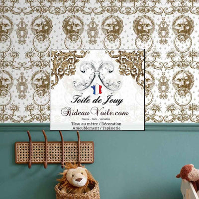 Tissu d'éditeur ameublement motif imprimé Baroque  Antique ornement Lys Toile de Jouy Lion marron brun luxe haut gamme. Décoratrice d'architecte d'intérieur patrimoine historique pour tapisserie. Boutique Confection voilage, rideau au mètre. Ignifugé occultant.