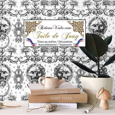 Tissu d'éditeur ameublement motif imprimé Baroque  Antique ornement Lys Toile de Jouy Lion noir & blanc luxe haut gamme. Décoratrice d'architecte d'intérieur patrimoine historique pour tapisserie. Boutique Confection voilage, rideau au mètre. Ignifugé occultant.