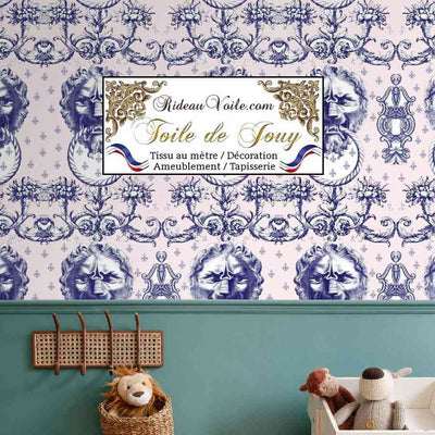 Tissu jacquard ameublement grande largeur imprimé Baroque rose bleu ornement Lys  motif Toile de Jouy Lion haut gamme. Décoratrice d'architecte d'intérieur. Boutique Confection voilage, rideau au mètre. Ignifugé occultant.