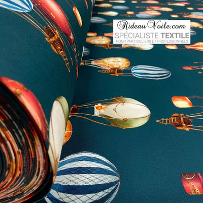 Tissu ameublement fond bleu avec des motifs ballons montgolfières mètre