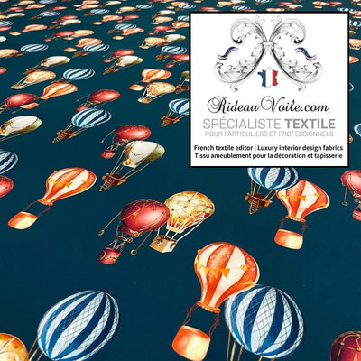 Tissu ameublement fond bleu avec des motifs ballons montgolfières mètre