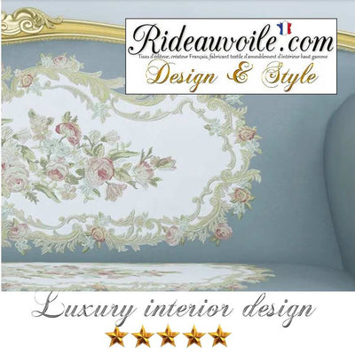 Décoratrice architecte décorateur intérieur design Tissu velours bleu gris argent ameublement motif broderie bouquet fleurs ornement style Baroque mètre. Décoration art tapisserie décoratrice siège Paris Versailles, Bruxelles.