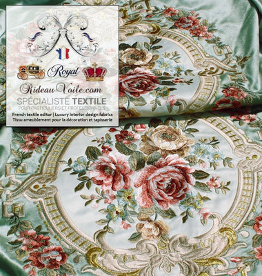 Tissu velours d'ameublement éditeur fournisseurs fabricant d'intérieur textile pour la décoration et la tapisserie. Tissu brodé broderie style Baroque Aubusson bouquet de fleurs de Rose. Velours au mètre, confection rideau, coussin sur mesure Paris boutique.