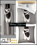 Boutique Tissu ameublement au mètre motif imprimé silhouette Ballerine danseuse étoile rideau couette voilage. Tänzer bedruckter Stoff. Ballerina tessuto tenda. Fabric ballerina pattern curtain drapes. Klassisk ballerina trykt stof gardin. Ballerina stoff gardin.