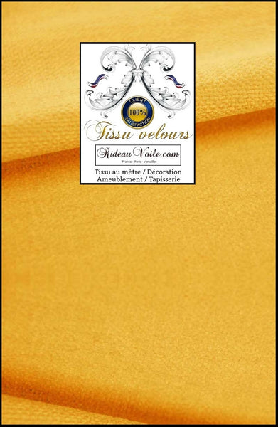 Tissu tapisserie velours uni jaune réversible double face recto verso identique doté de la technologie Aqua-clean. Textile d'éditeur d'ameublement intérieur haut de gamme. Couture sur mesure rideau velours, coussin velours, plaid #velours #tissuameublement 