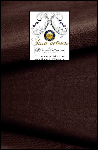 Tissu tapisserie velours uni marron réversible double face recto verso identique doté de la technologie Aqua-clean. Textile d'éditeur d'ameublement intérieur haut de gamme. Couture sur mesure rideau velours, coussin velours, plaid #velours #tissuameublement 