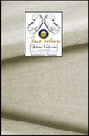 Boutique luxe tissu tapisserie velours blanc écru réversible recto / verso identique doté de la technologie Aqua-clean. Tissu d'éditeur d'ameublement intérieur haut de gamme double face. Confection sur mesure rideau velours, coussin velours, plaid velours.