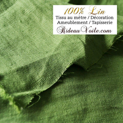 Tissu teint à la main marron, vert, rouge et crème, motif panthère Tissu teint à la main marron, vert, rouge et crème, motif panthère