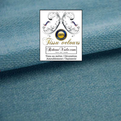 Tissu velours bleu réversible recto / verso identique doté de la technologie Aqua-clean. Tissu d'éditeur d'ameublement haut de gamme double face, il est parfait pour la réalisation de rideaux car ne nécessite pas de doublure. Confection sur mesure rideau velours, coussin velours, plaid velours.